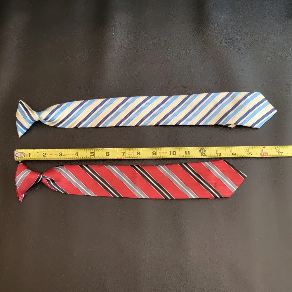 Clip on neck ties